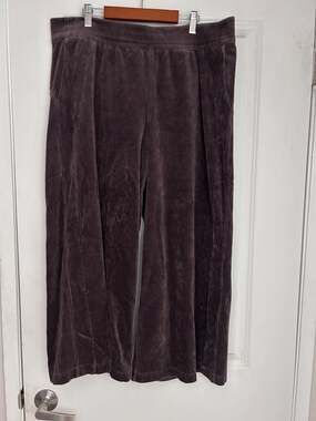 lululemon Scuba Mid-Rise Wide-Leg Pant Velvet Cord Espresso Size 14